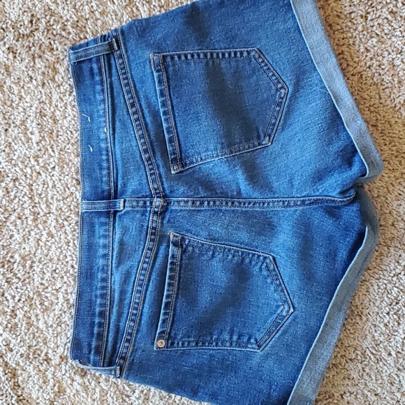 Jean shorts - Picture 2 of 3